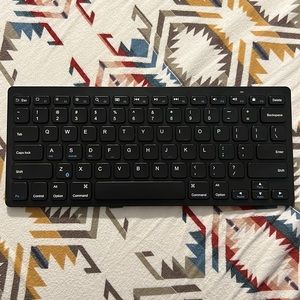 Black Bluetooth Anker Keyboardπ»